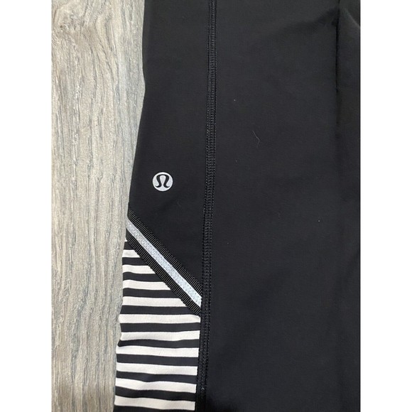 Lululemon Run Ice Queen Flare Pants Black White Stripe Size 4 - Picture 12 of 12